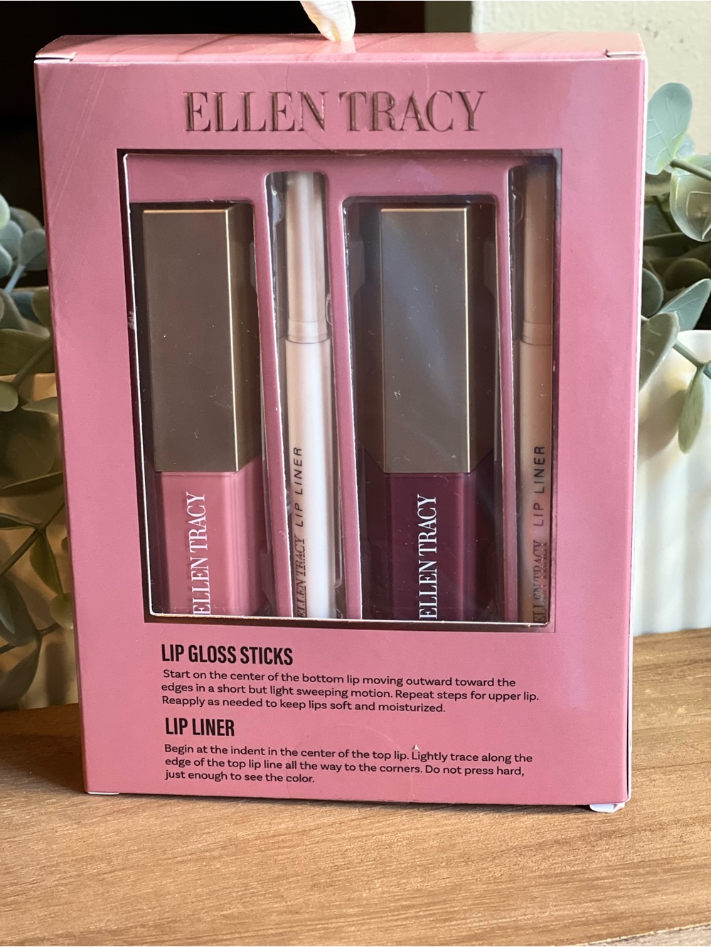 Ellen Tracy Lip Gloss & Liner Set - Pink & Plum